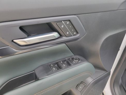 New 2026 GMC Terrain AT4 w/ Convenience Package III image 13