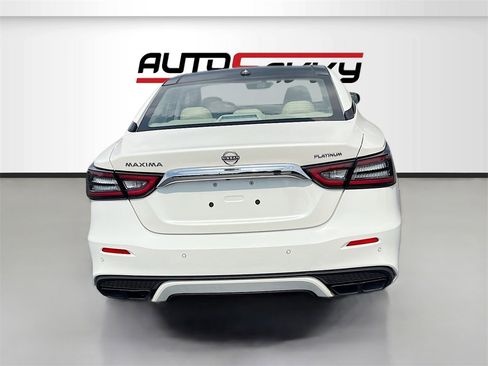 Used 2023 Nissan Maxima Platinum w/ Sport Mat Group image 6