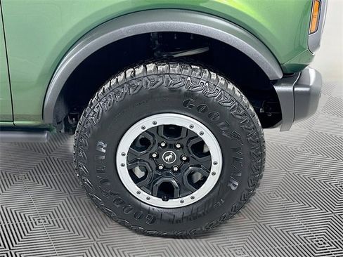 Certified 2023 Ford Bronco Badlands w/ Sasquatch Package image 24