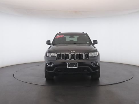 Used 2020 Jeep Grand Cherokee Laredo AWD/4WD image 21