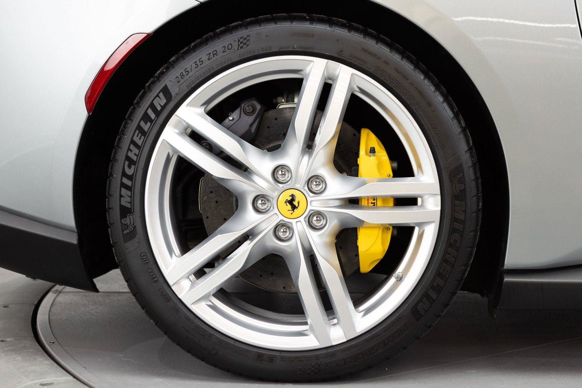 Certified 2019 Ferrari Portofino RWD image 24