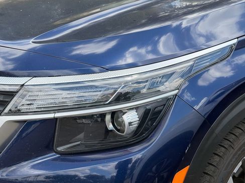 Used 2021 Kia Seltos EX AWD/4WD image 10
