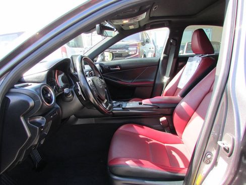 Used 2021 Lexus IS 300 w/ Comfort Package RWD image 12