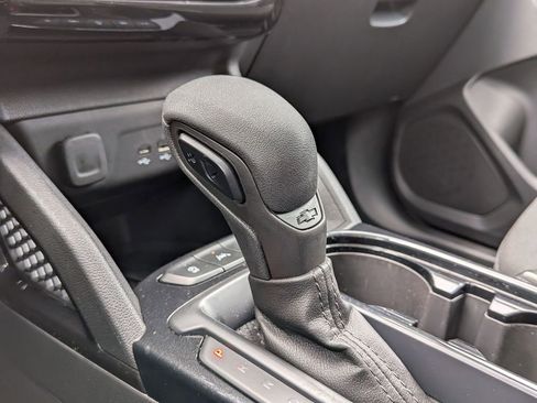 Used 2025 Chevrolet TrailBlazer LT AWD/4WD image 18