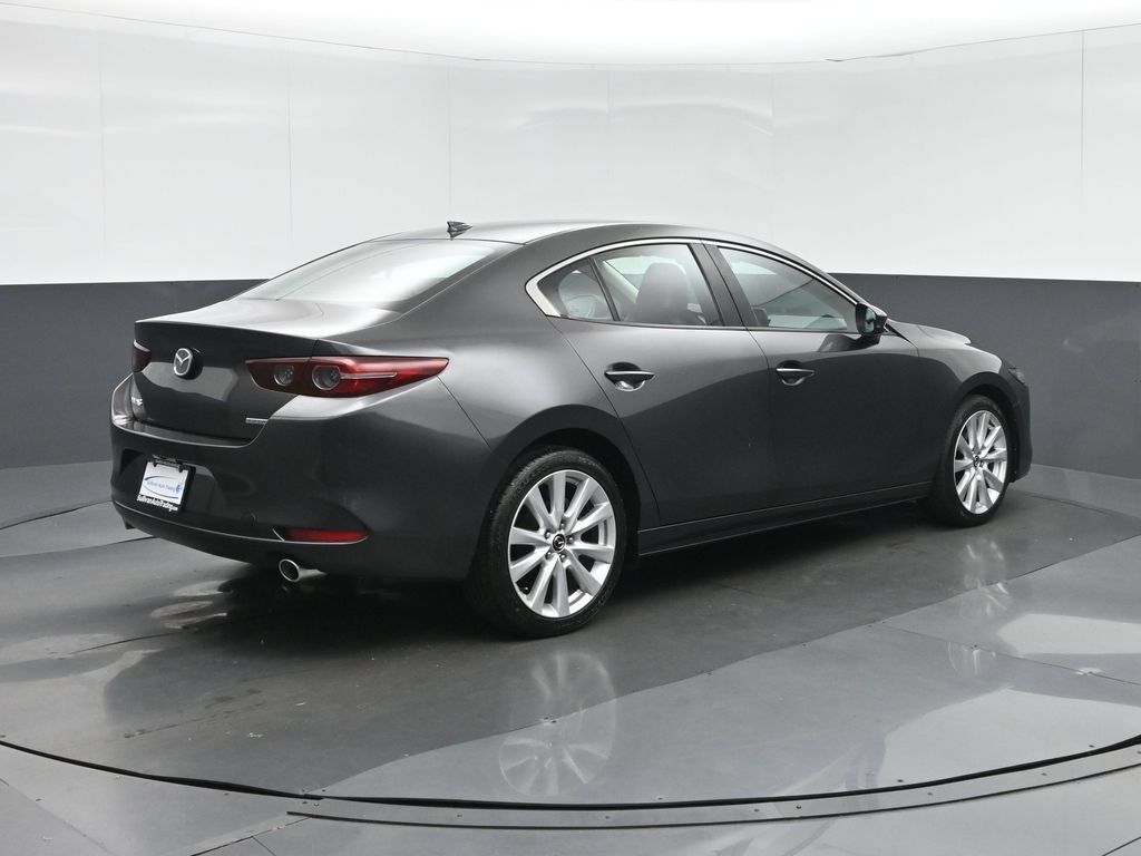 Used 2019 MAZDA MAZDA3 Sedan w/ Preferred Package FWD image 7