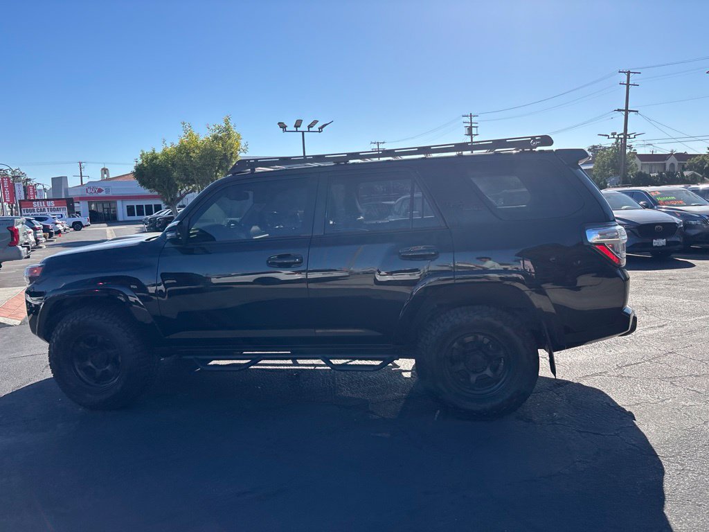 Used 2022 Toyota 4Runner TRD Off-Road Premium w/ Moonroof Package AWD/4WD image 7