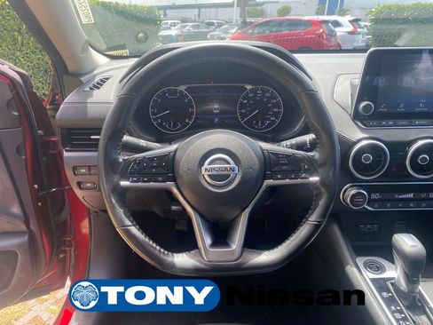 Used 2021 Nissan Sentra SV FWD image 32