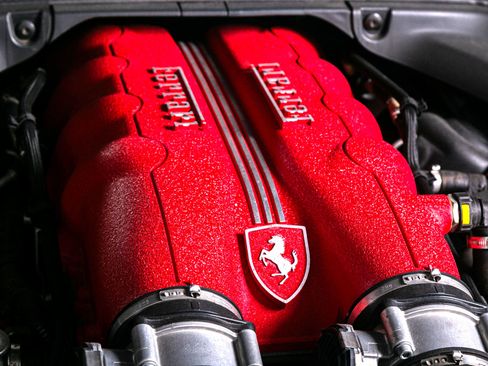 Used 2011 Ferrari California image 44