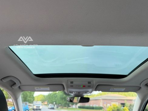 Used 2025 Volkswagen Jetta SE image 51