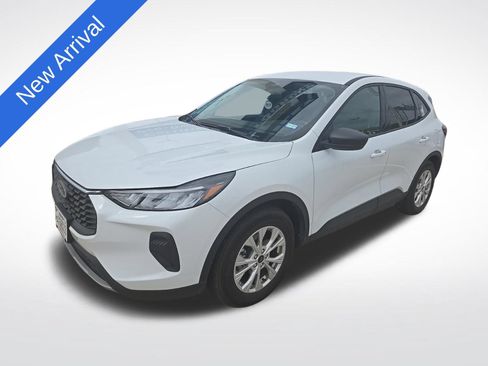 Used 2026 Ford Escape Active FWD image 1
