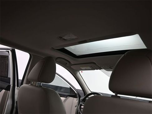 Used 2022 Nissan Rogue Sport SL w/ Premium Package image 24