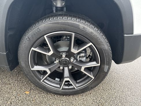 New 2026 Jeep Cherokee Overland AWD/4WD image 22