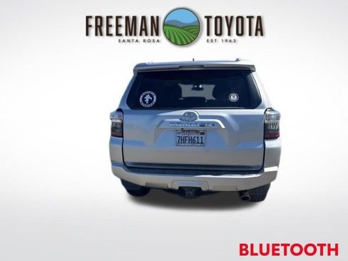 Used 2014 Toyota 4Runner SR5 AWD/4WD image 4