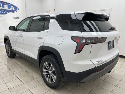 New 2026 Chevrolet Equinox LT w/ Safety and Technology Package AWD/4WD image 17