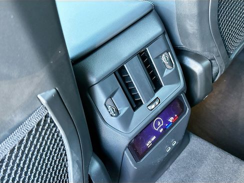 New 2025 BMW X3 xDrive30i w/ Premium Package image 21