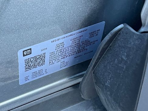 Used 2025 Chevrolet Trax LT image 29