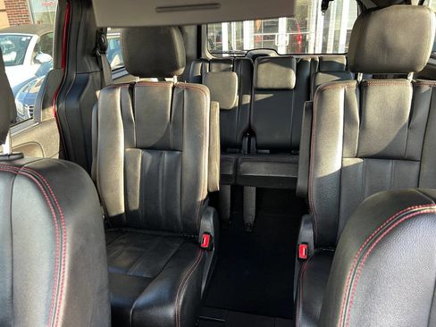 Used 2019 Dodge Grand Caravan GT FWD image 27