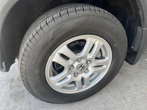 Used 2004 Honda CR-V EX image 8