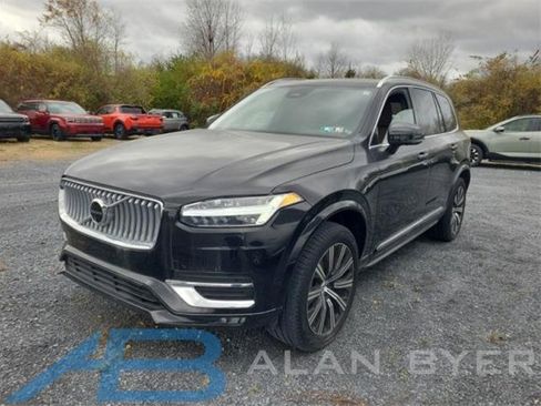 Used 2024 Volvo XC90 B5 Plus image 1