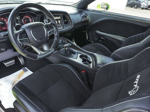 Used 2023 Dodge Challenger SRT Hellcat RWD image 15