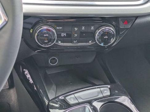 New 2026 Chevrolet Trax LT FWD image 18