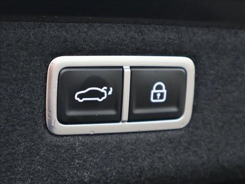 Used 2025 Genesis G70 3.3T Advanced w/ Sport Prestige Package AWD/4WD image 7