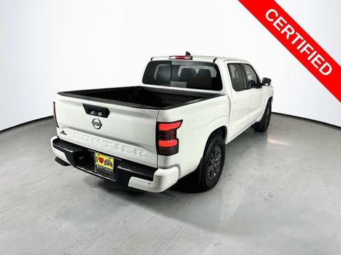 Used 2025 Nissan Frontier SV RWD image 9