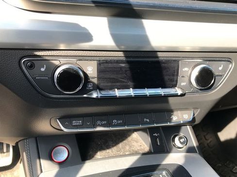 Used 2018 Audi SQ5 Prestige image 7