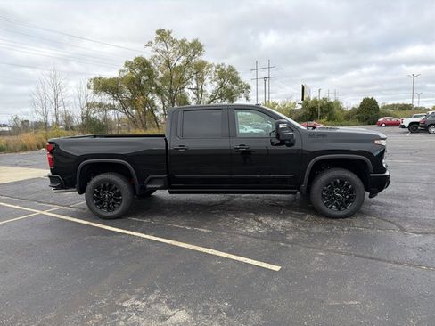 New 2026 Chevrolet Silverado 3500 High Country w/ Midnight Edition image 4
