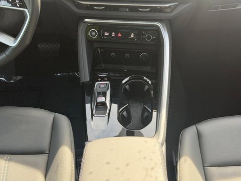 Used 2025 Audi Q5 Premium w/ Convenience Package AWD/4WD image 14