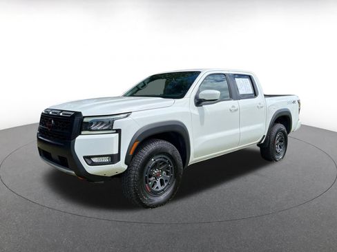 Used 2026 Nissan Frontier PRO-4X AWD/4WD image 4