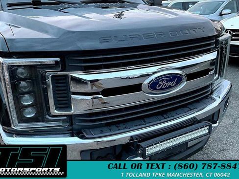 Used 2017 Ford F250 XLT w/ XLT Premium Package image 28