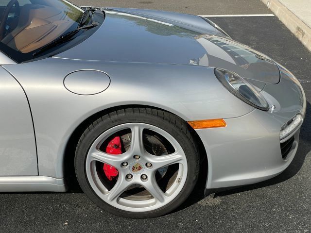 Used 2009 Porsche 911 Carrera S RWD image 21