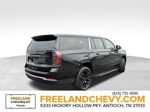 Used 2025 Chevrolet Suburban LS AWD/4WD image 3