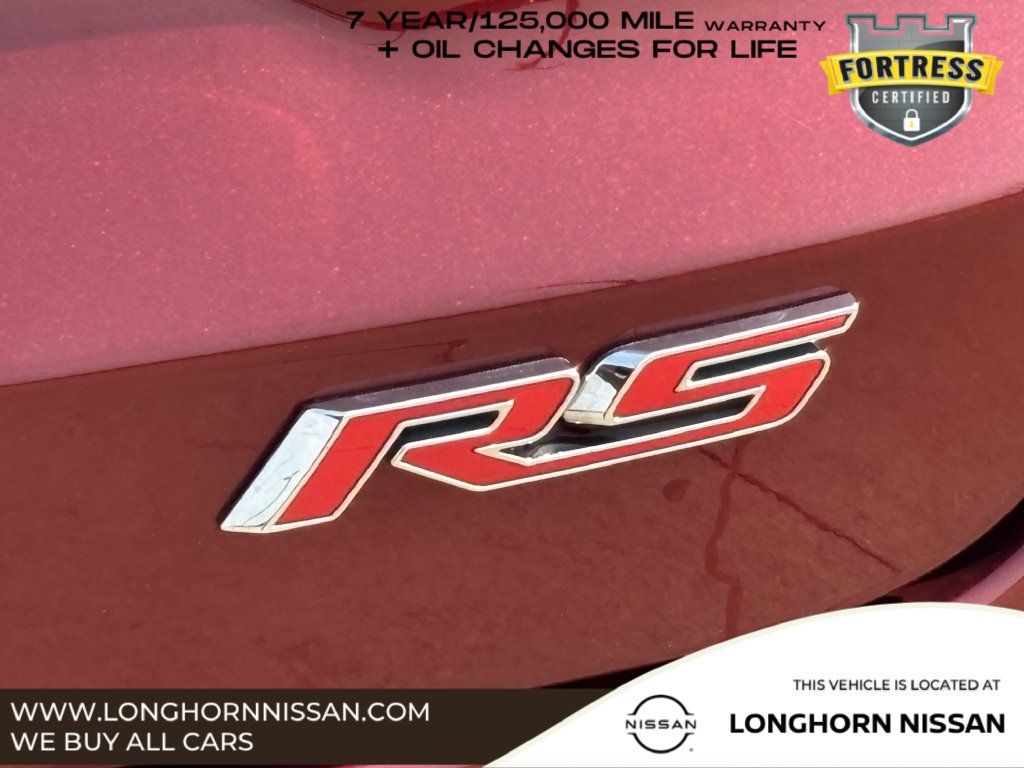 Used 2024 Chevrolet Trax RS w/ Sunroof Package FWD image 7