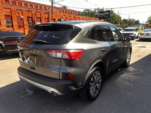 Used 2020 Ford Escape Titanium AWD/4WD image 7
