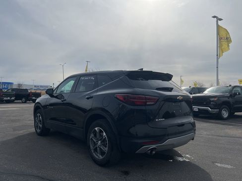 Used 2025 Chevrolet Blazer LT image 6