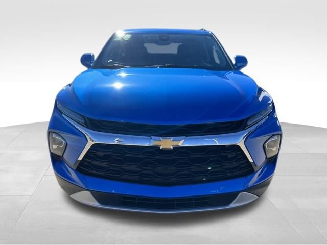 Certified 2024 Chevrolet Blazer LT w/ Convenience Package AWD/4WD image 3