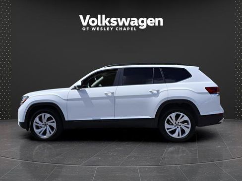 Certified 2023 Volkswagen Atlas SE w/ Panoramic Sunroof Package FWD image 5