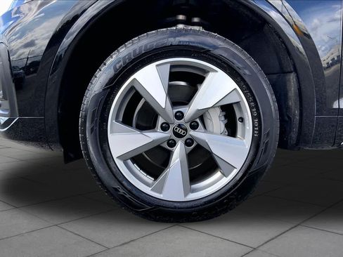 Used 2025 Audi Q5 2.0T Premium AWD/4WD image 11
