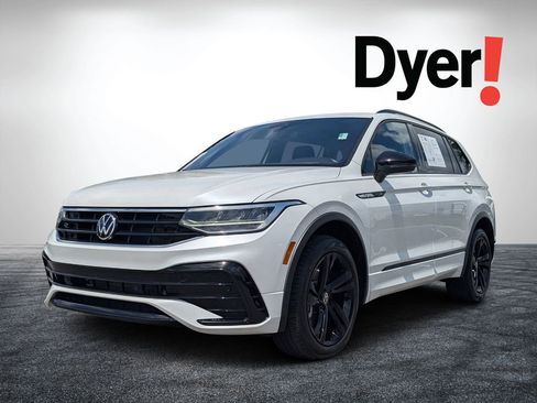Used 2023 Volkswagen Tiguan SE R-Line FWD image 7