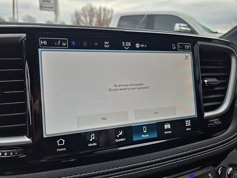 New 2026 Chrysler Pacifica Select image 52