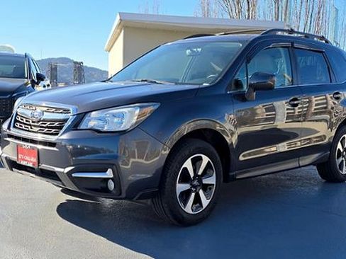 Used 2017 Subaru Forester 2.5i Limited image 6