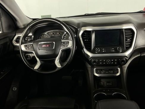 Used 2023 GMC Acadia SLT image 19