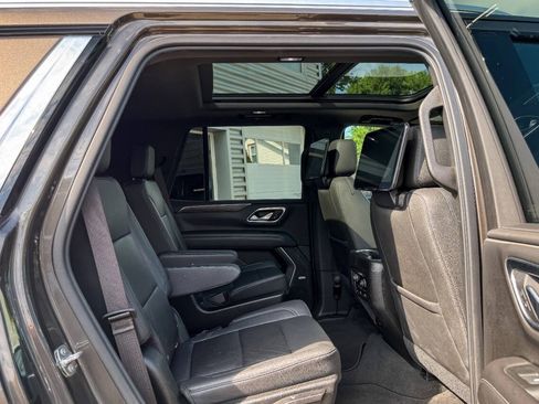 Used 2021 Chevrolet Tahoe LT w/ LT Signature Package AWD/4WD image 14