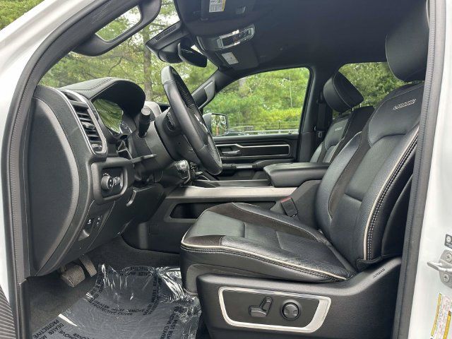 Used 2023 RAM 1500 Laramie AWD/4WD image 15