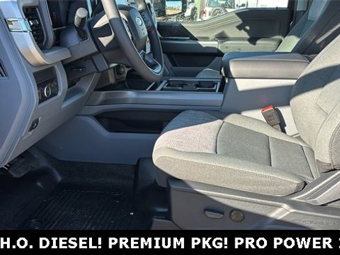 New 2026 Ford F250 XLT w/ XLT Premium Package image 25