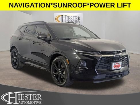 Used 2019 Chevrolet Blazer RS FWD image 1