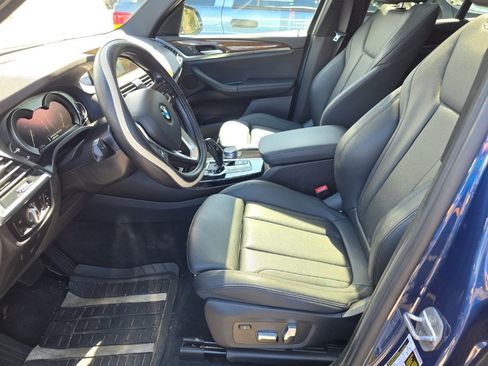 Used 2019 BMW X3 sDrive30i w/ Driving Assistance Package image 9