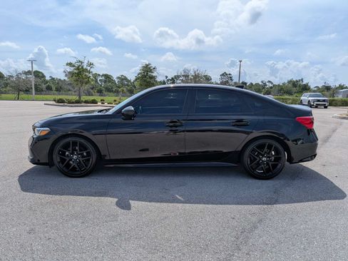 Used 2023 Honda Civic Sport image 8